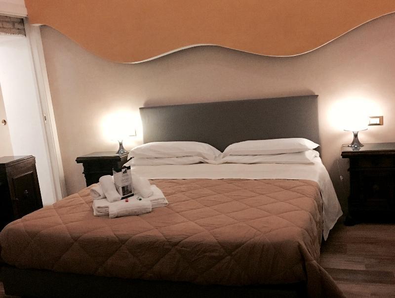 Nerva Cavour Gasthof 3*